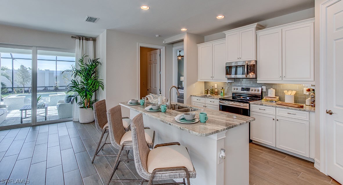 15380 Yellow Birch Court, For Sale in Alva Zoocasa