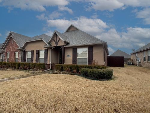 3200 Sw Stonepoint Ave, Bentonville, AR, 72713-5622 | Card Image