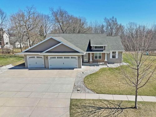 730 Aerostar Lane, Howard, WI, 54313 | Card Image
