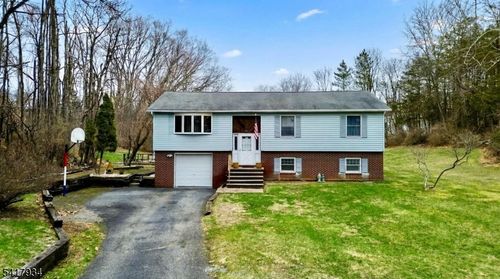 37 Jones Ln, Hardwick, NJ, 07825-3209 | Card Image