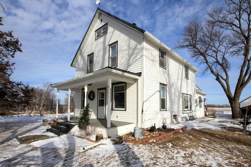 20761 Yacht Ave, Hutchinson, MN, 55350-4010 | Card Image