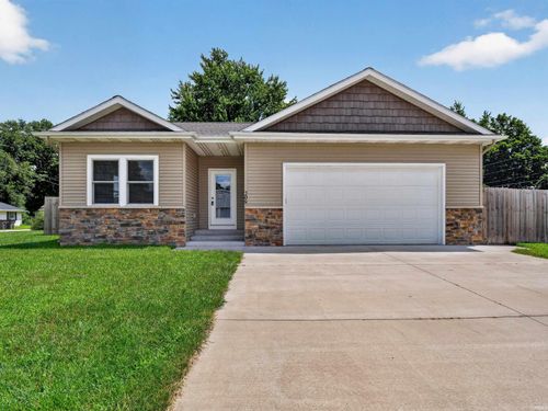 208 N Ecker Ave, Bourbon, IN, 46504-1169 | Card Image