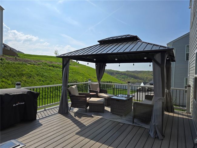 472 Sarjean Way, House other with 4 bedrooms, 3 bathrooms and 2 parking in Zelienople PA | Image 14