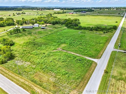 18020 S Peoria Ave, Mounds, OK, 74047-4816 | Card Image