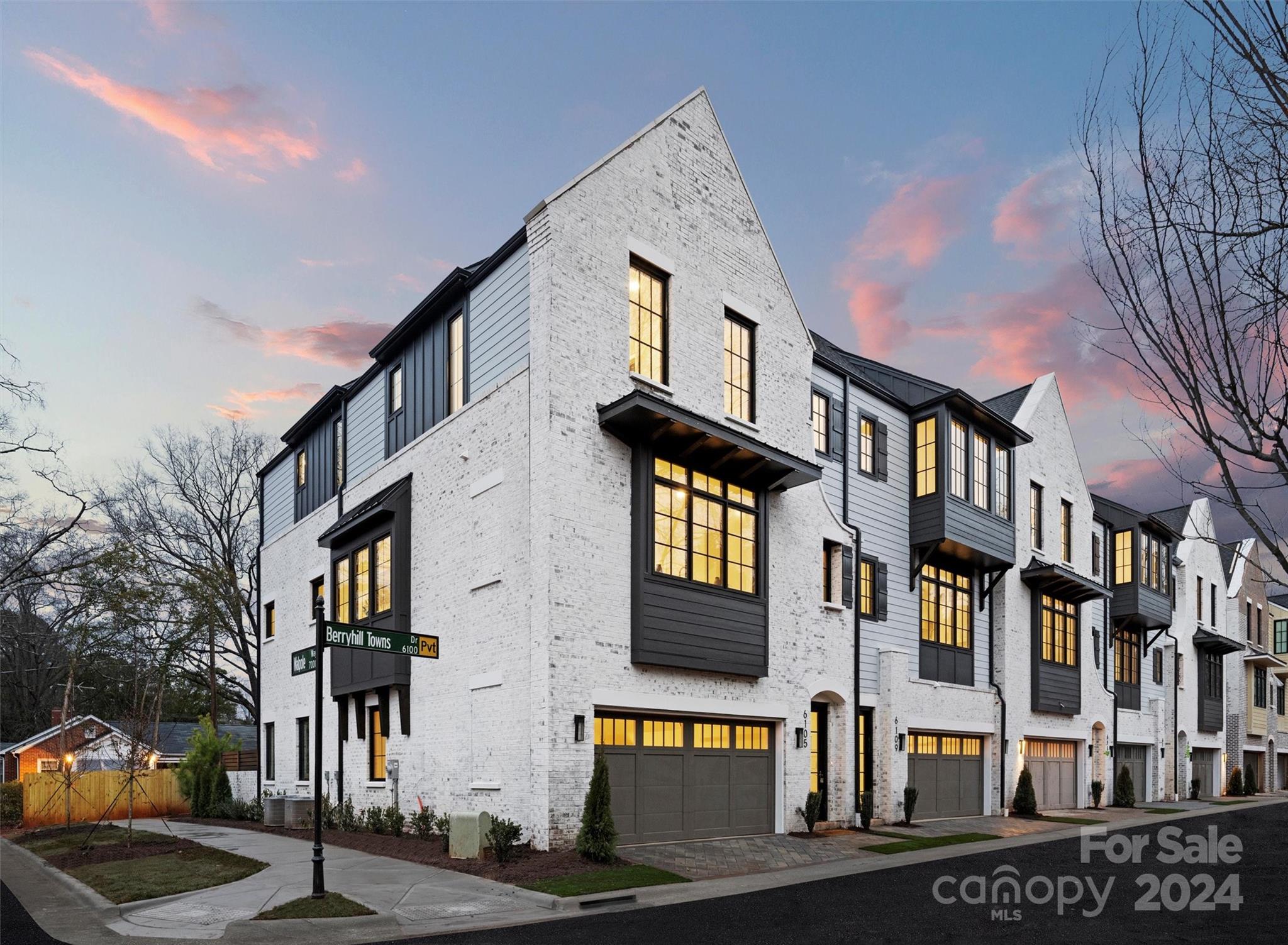 Berryhill Towns Dr, Charlotte, NC 28270