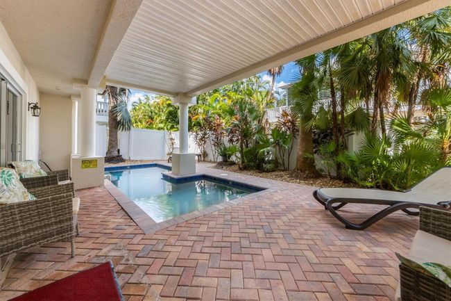 100 - 2309 Avenue C, Condo with 3 bedrooms, 2 bathrooms and null parking in BRADENTON BEACH FL | Image 44
