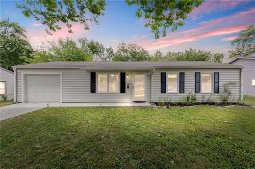 1520 E 18th St, Lawrence, KS, 66044-4414 | Card Image
