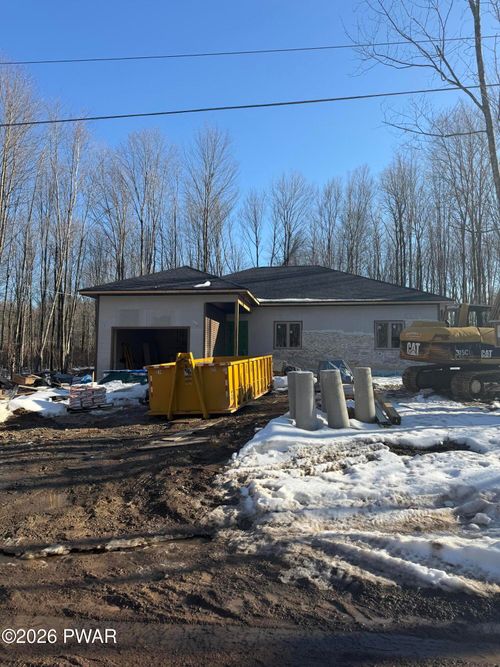 376-2 Osprey Cir, Lake Ariel, PA, 18436 | Card Image