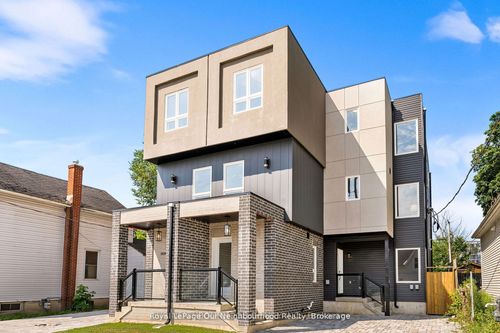 150 Celina St, Oshawa, ON, L1H4N5 | Card Image