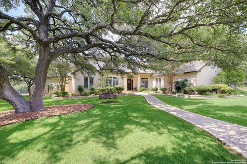 104 Dove Crest Dr, Boerne, TX, 78006-7828 | Card Image