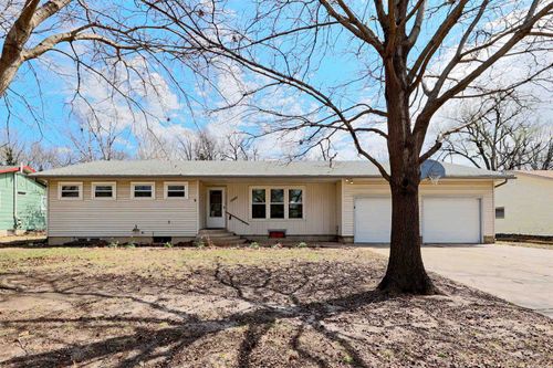 2310 Rosewood Ave, North Newton, KS, 67117-1723 | Card Image