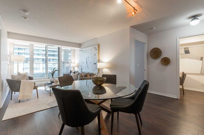 810 - 35 Bastion St, Condo with 2 bedrooms, 2 bathrooms and 2 parking in Toronto ON | Image 7