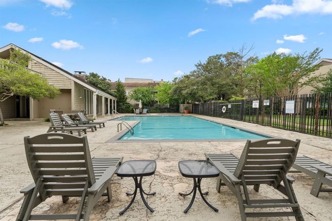 APT-422 - 2100 Tanglewilde St, Townhouse with 1 bedrooms, 1 bathrooms and 1 parking in Houston TX | Image 15