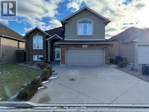 191 Diane, Lakeshore, ON, N9K1E2 | Card Image