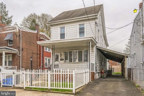 8019 Cottage St, PHILADELPHIA, PA, 19136-2701 | Card Image