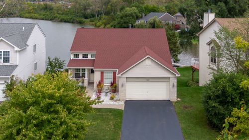 1145 Edgewater Ln, Antioch, IL, 60002-2095 | Card Image
