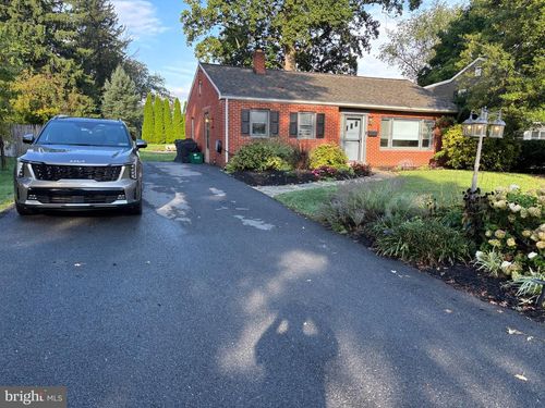 1882 Manor Ridge Dr, LANCASTER, PA, 17603-4447 | Card Image