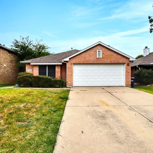 9112 Chesapeake Ln, McKinney, TX, 75071-6042 | Card Image