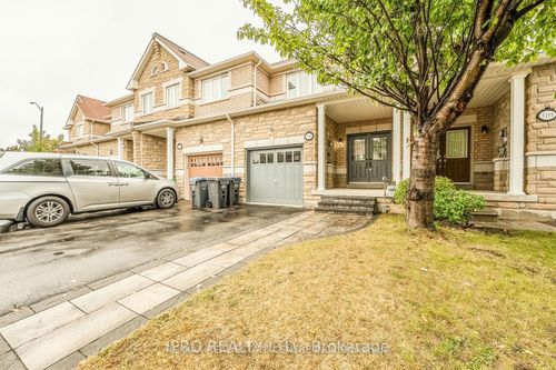 5195 Angel Stone Dr, Mississauga, ON, L5M0L5 | Card Image