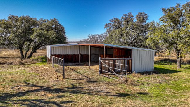 518 Private Road 902, House other with 3 bedrooms, 2 bathrooms and null parking in Mingus TX | Image 28