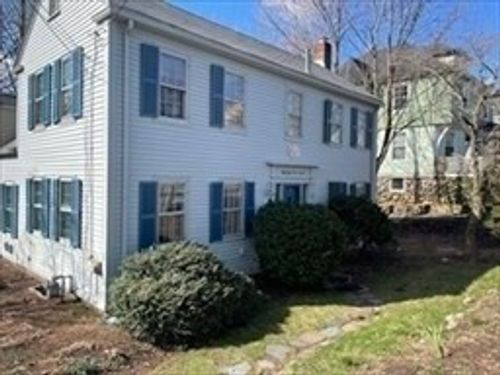 58 W Central St, Natick, MA, 01760-4447 | Card Image