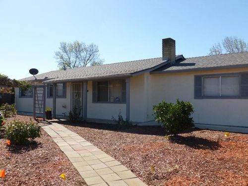 460 Jeremy Ct, Oakdale, CA, 95361-2747 | Card Image