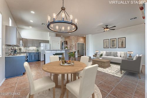 267 N Vía La Castellana, Green Valley, AZ, 85614 | Card Image