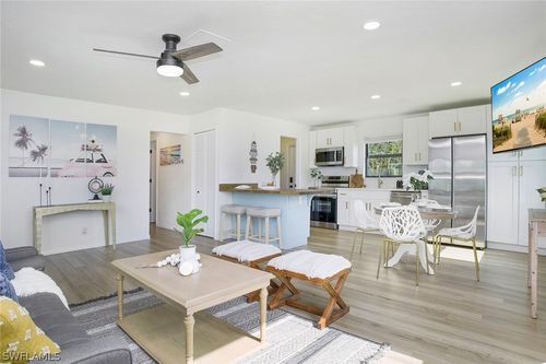 3455 Estey Ave, NAPLES, FL, 34104-4078 | Card Image