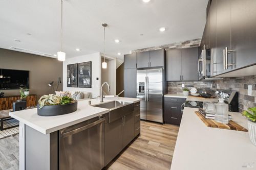 105 Brutus Cmn, Livermore, CA, 94551 | Card Image