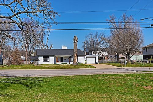 603 W Jackson St, Bolivar, MO, 65613-1903 | Card Image