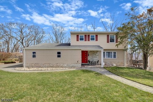 318 Daniel St, Dover, NJ, 07801-3712 | Card Image