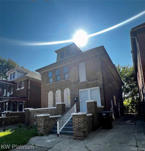 2979 Clements St, Detroit, MI, 48238-2707 | Card Image