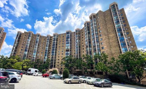803-5904 Mount Eagle Dr, ALEXANDRIA, VA, 22303-2538 | Card Image