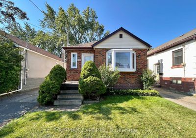 1062 Alexandra Ave, House other with 2 bedrooms, 1 bathrooms and 4 parking in Mississauga ON | Image 1