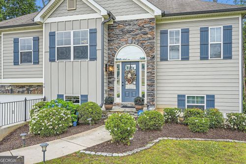 79 Little Creek Manor Dr, Dallas, GA, 30157-1722 | Card Image