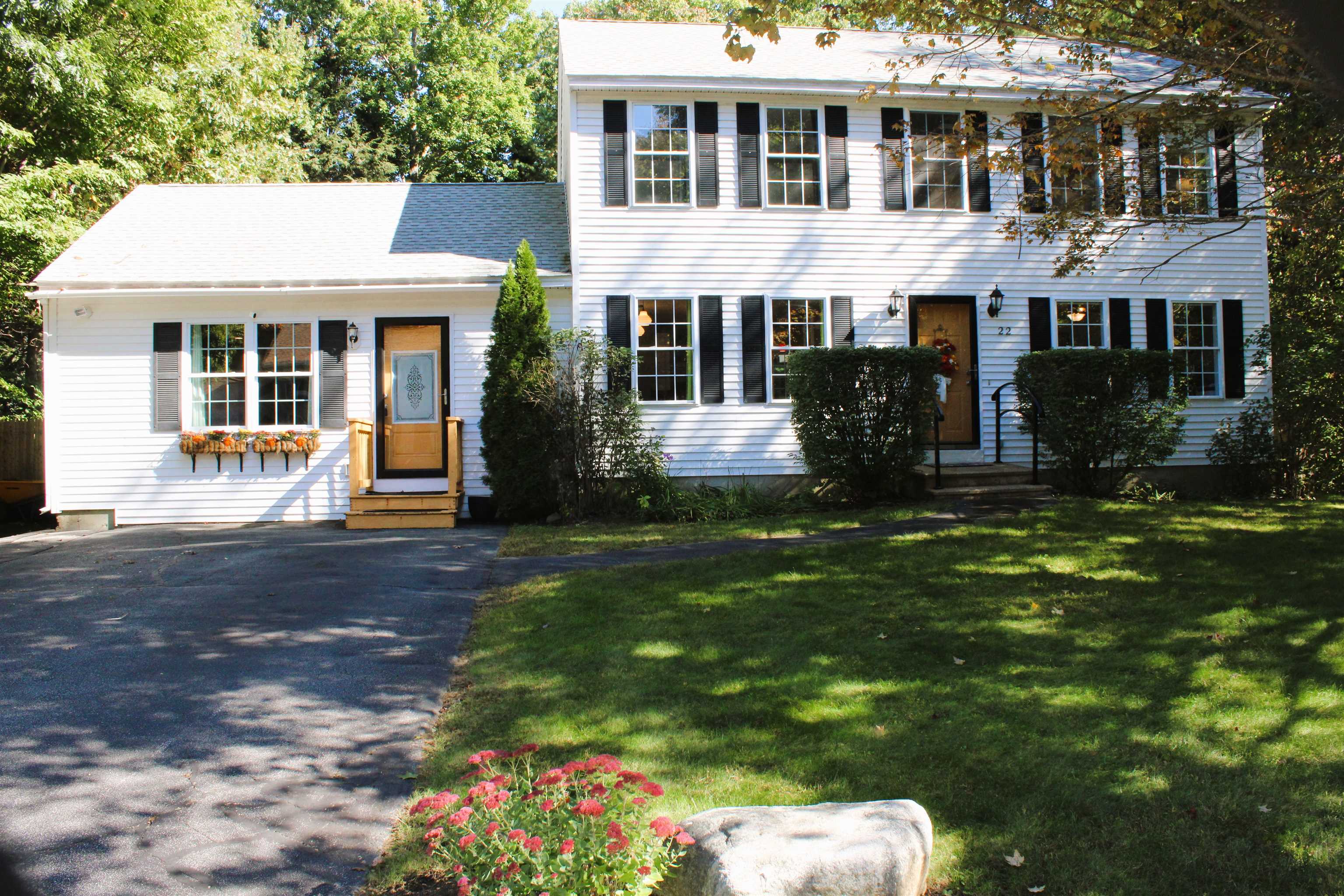 Milrace Dr, East Rochester, NY 14445