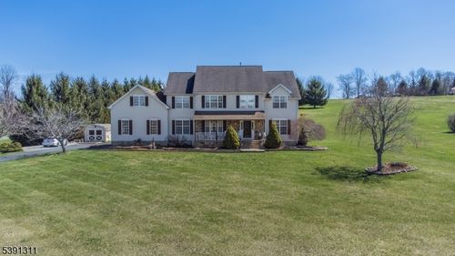 4 Garry Ln, Lafayette, NJ, 07848-3031 | Card Image