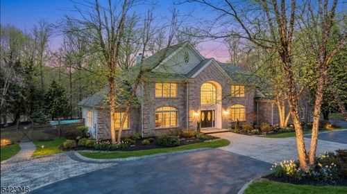 42 Calais Rd, Mendham Twp, NJ, 07945-2211 | Card Image