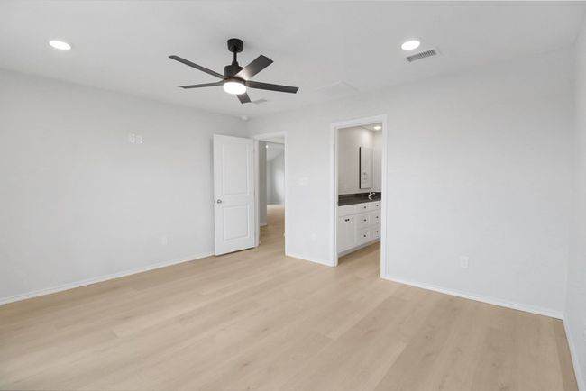 Primary Bedroom | Image 10