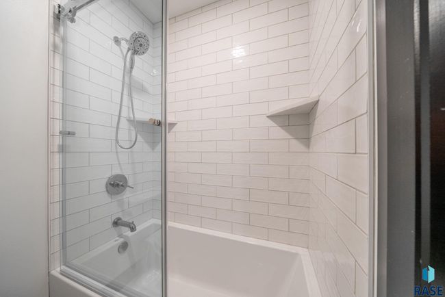 UNIT-102 - 151 E 4 Th Pl, Condo with 2 bedrooms, 3 bathrooms and null parking in Sioux Falls SD | Image 61