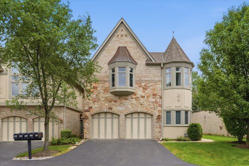 1591 Paul Le Comte Ct, Palatine, IL, 60067-1221 | Card Image
