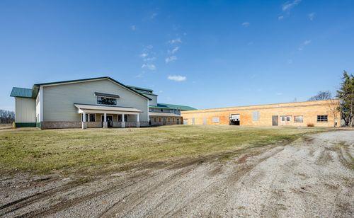 8924 Cleveland Ave, Baroda, MI, 49101-9351 | Card Image