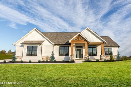 4351 Sage St, Maumee, OH, 43537 | Card Image