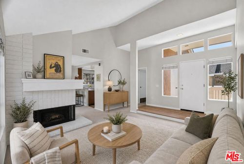 163 Greenfield, Irvine, CA, 92614-7051 | Card Image
