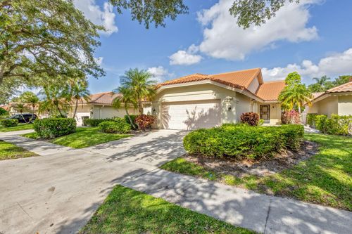 2795 Hawthorne Ln, West Palm Beach, FL, 33409-7232 | Card Image