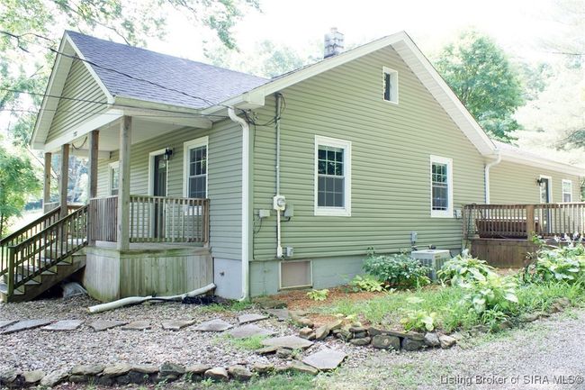 7757 John Pectol Rd, Home with 3 bedrooms, 2 bathrooms and null parking in Georgetown IN | Image 5