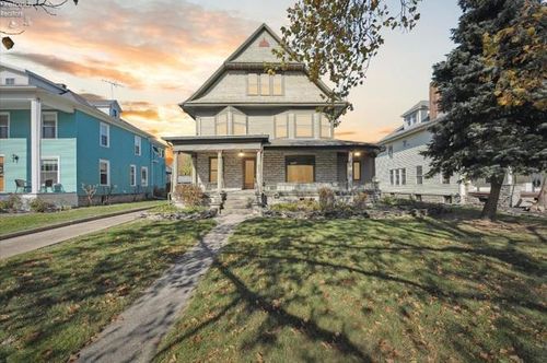 521 E 2nd St, Port Clinton, OH, 43452-1122 | Card Image