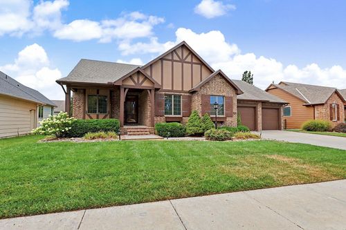 3227 N Grey Meadow St, Wichita, KS, 67205-8719 | Card Image