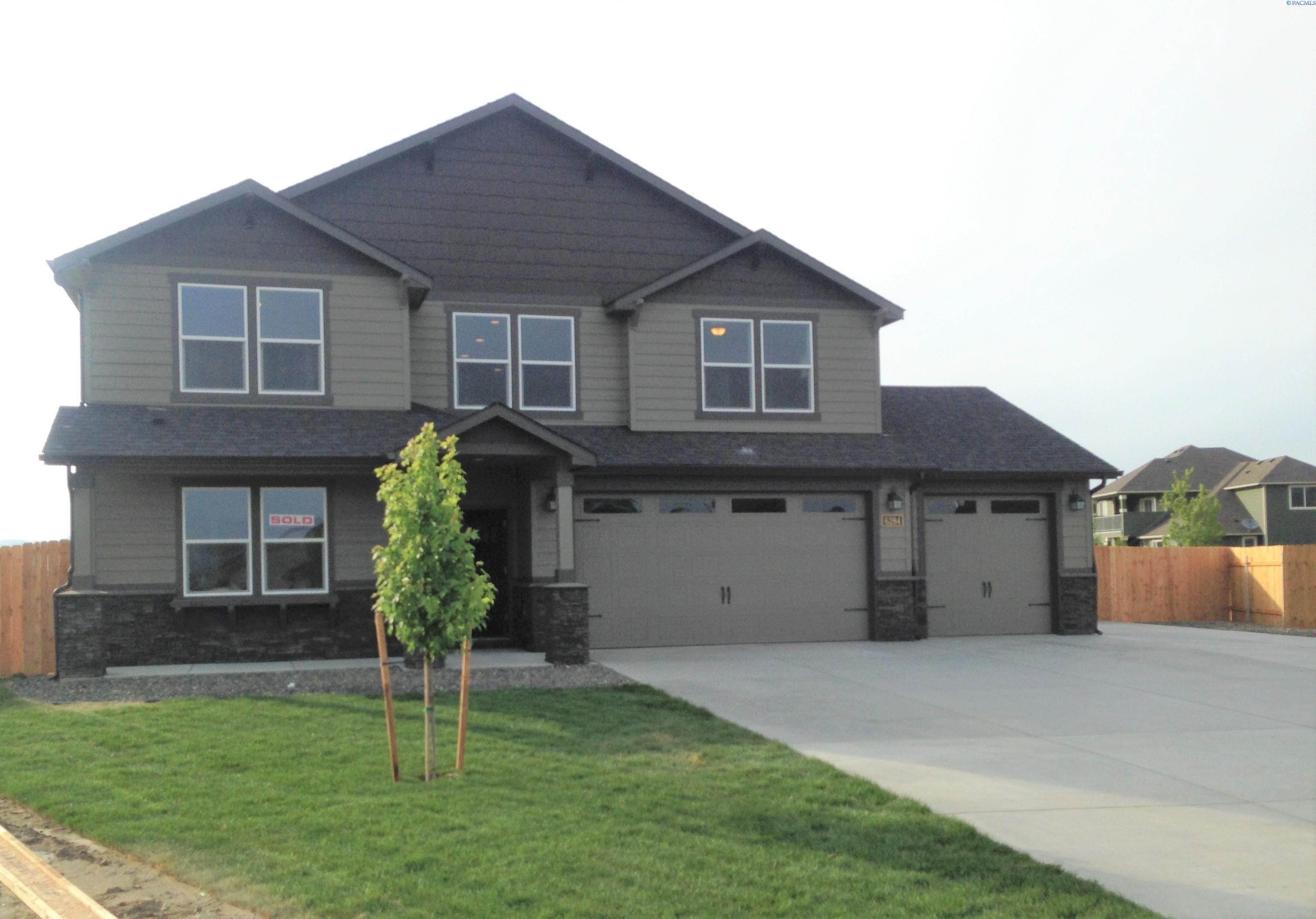 Topaz Ct, West Richland, WA 99353