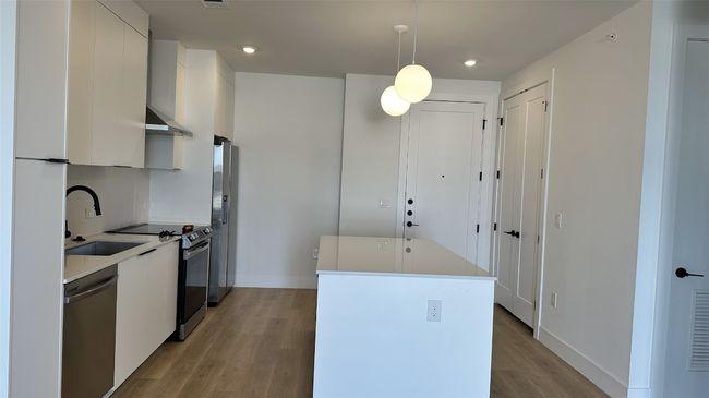 Brand new kitchen with Energy Star appliances | Image 5